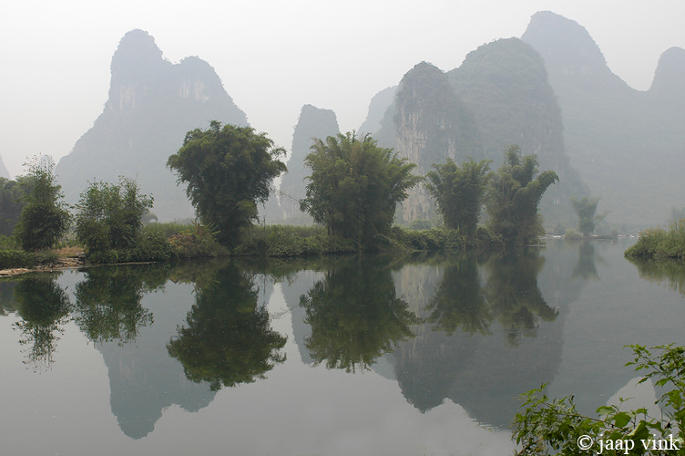 Yangshuo Mountain Retreat