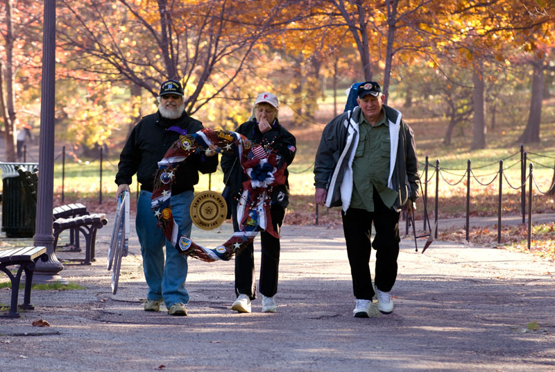 Vietnam Memorial 07.jpg