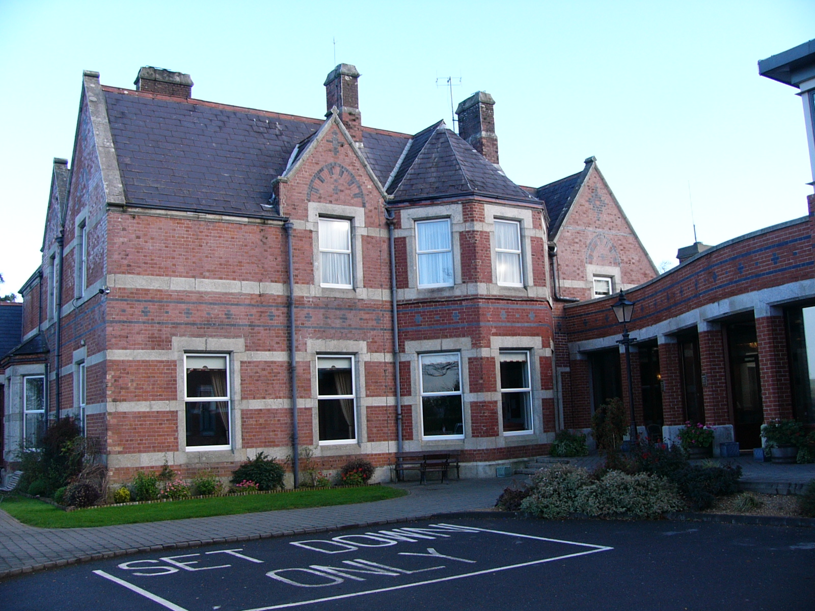 Hotel in New Ross