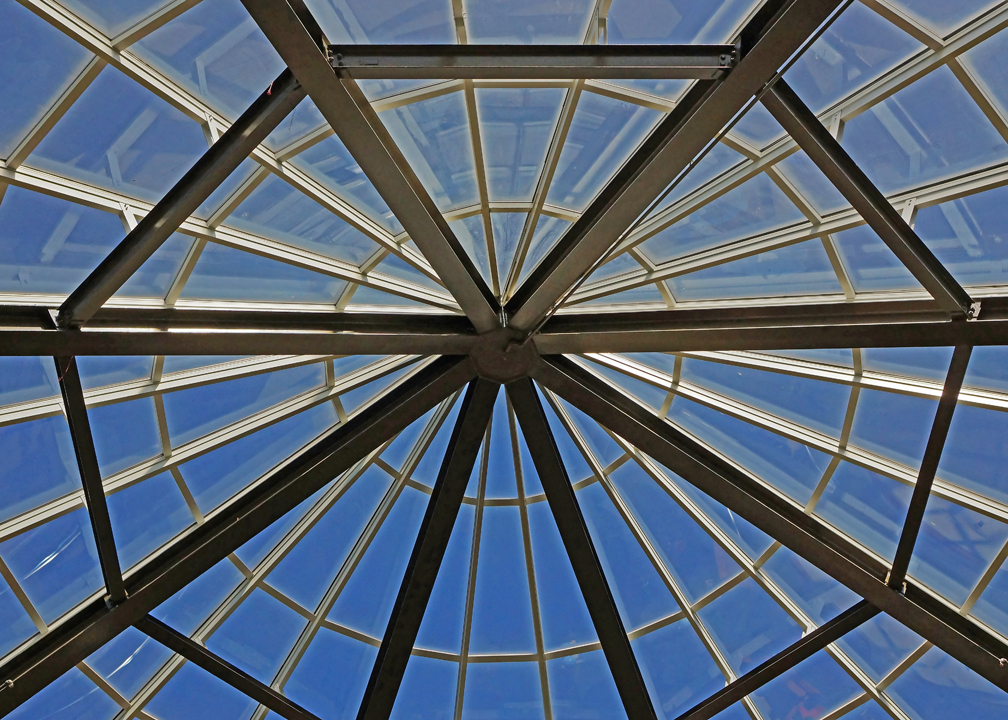 GREENVILLE MALL  -  ISO 800  -  SONY/ZEISS 24mm f/1.8 E-MOUNT LENS
