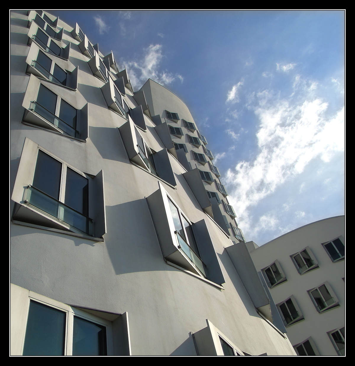 HX1 Dsseldorf Medienhafen 05