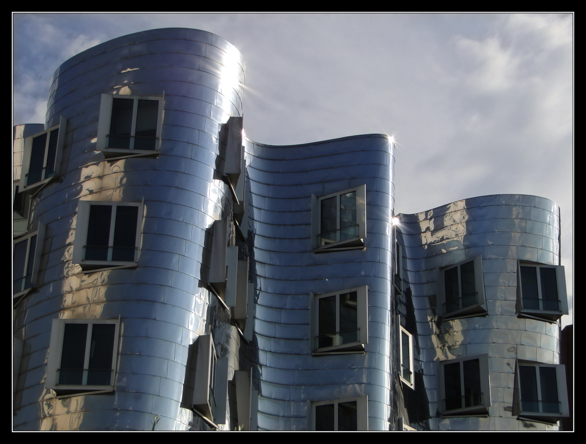 HX1 Dsseldorf Medienhafen 06