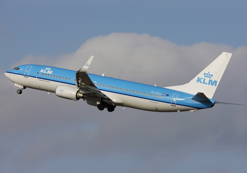 B737_PHBXU_EDISmall.jpg