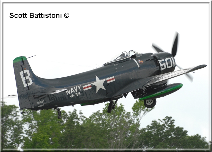 Skyraider0153.jpg