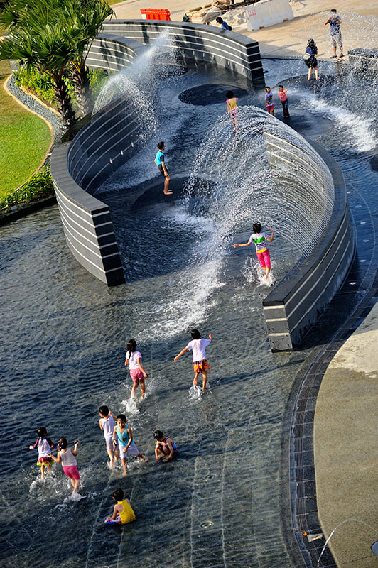 Marina Barrage