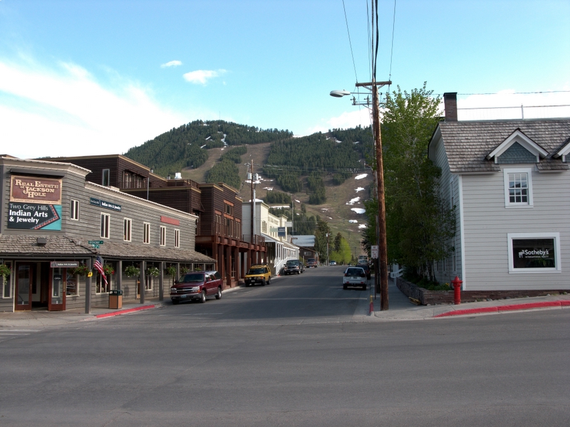 Ski right into town