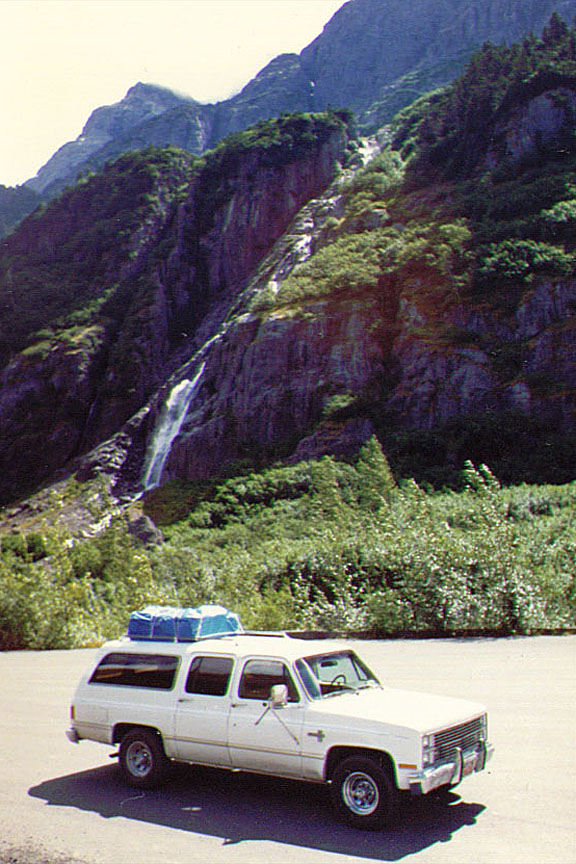 Carols  Suburban,Trip to Alaska