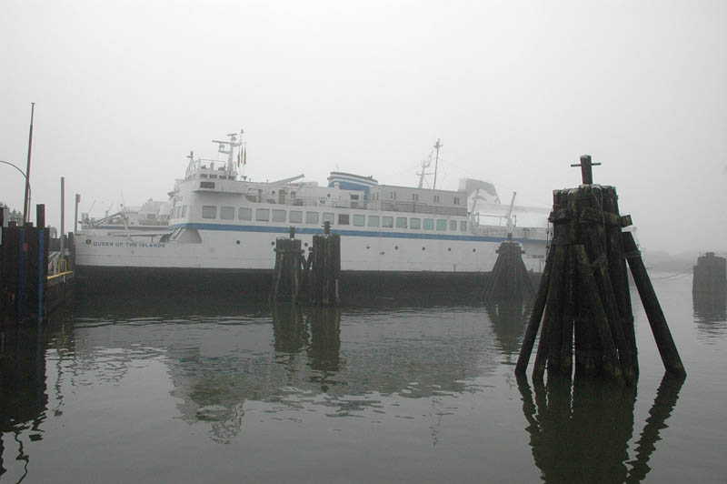 Queen of the Islands at Deas Dock