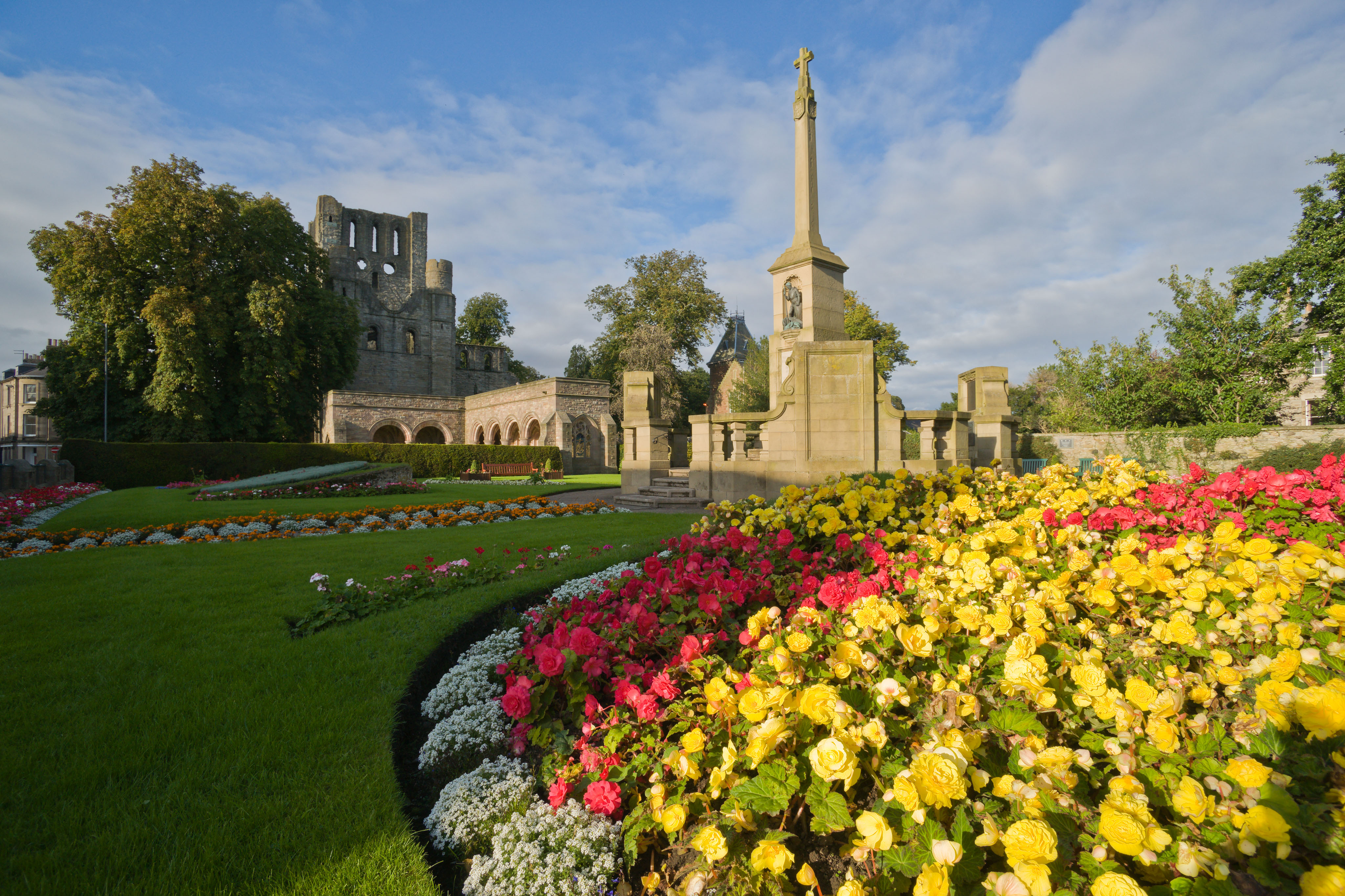 memorialgardens17mmf11a900.jpg