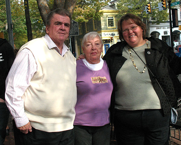 Donna with Alans mother Sandy and her husband Bob