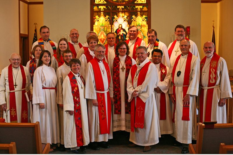 JuliaOrdination_GloriaDei_14Sep2008_ 223 [800x600].JPG