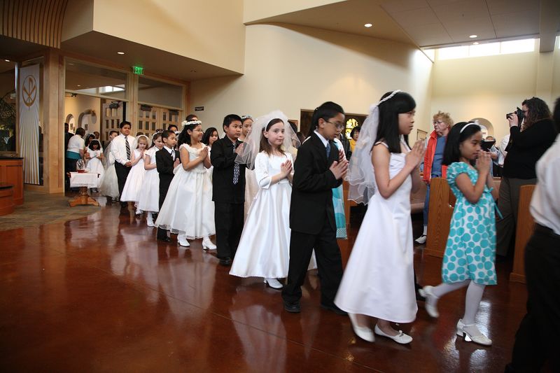 OLG_FirstCommunion_Sun0900_ 008.JPG
