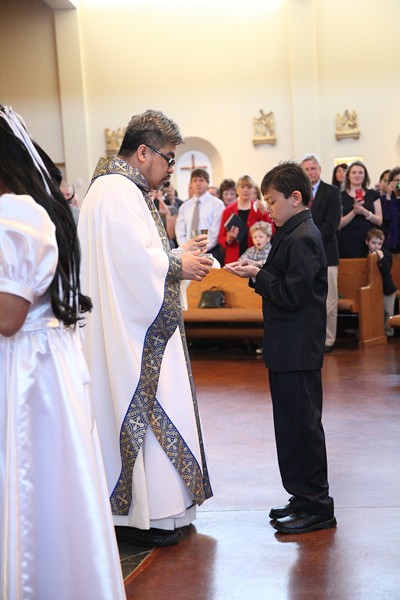 OLG_FirstCommunion_0900_01May2011_ 028 [800x600].JPG