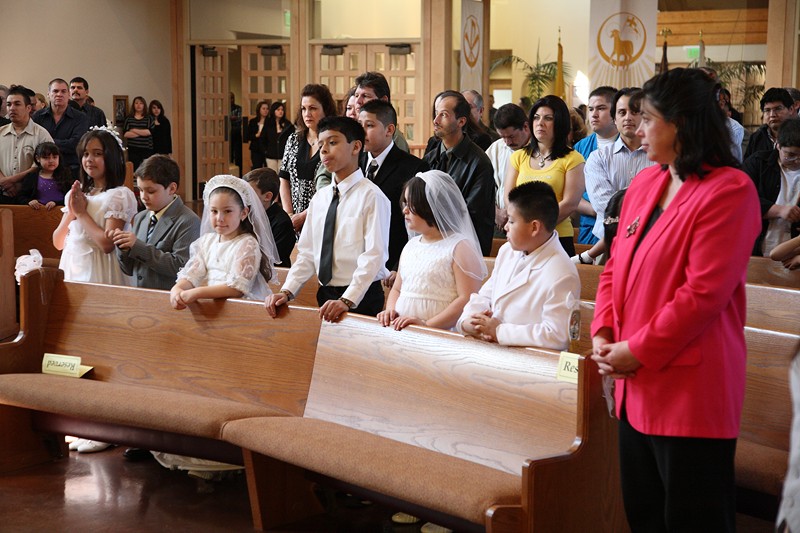 OLG_FirstCommunion_1130_01May2011_ 024 [800x600].JPG