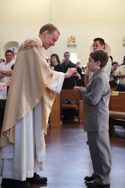 OLG_FirstCommunion_1130_01May2011_ 029 [800x600].JPG