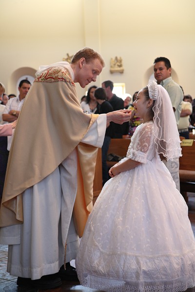 OLG_FirstCommunion_1130_01May2011_ 031 [800x600].JPG