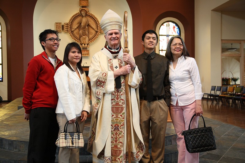 OLG_Confirmation_15May2011_ 055 [800x600].JPG
