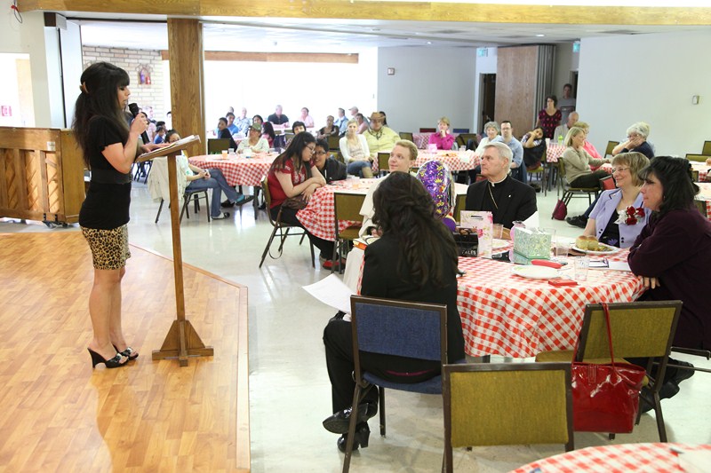 OLG_SisterLorraine_FiestaDespedida_23May2012_0053 [800x533].JPG