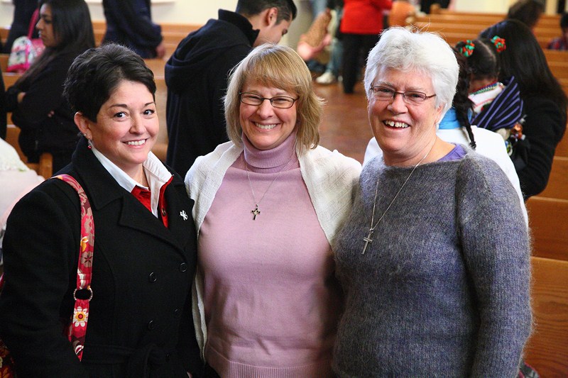 OLG_FeastOLG_11Mass_12Dec2010_ 191 [800x533].JPG