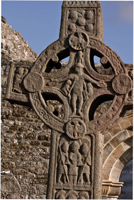 High cross detail