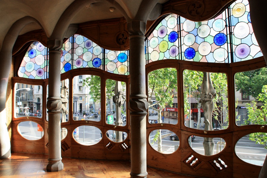 Casa Batll (Passeig de Grcia, 43) Antoni Gaudi 1904-1906