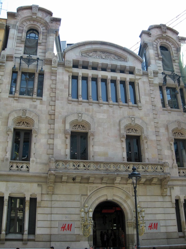 Edifici Catalana de Gas (Portal de lngel, 20-22) Josep Domnech i Estap 1895