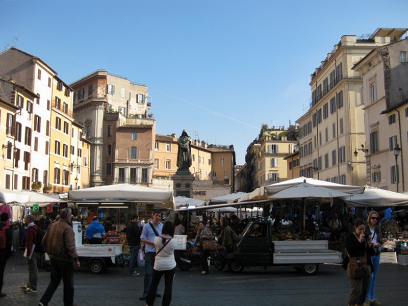 Roma. Campo de` Fiori
