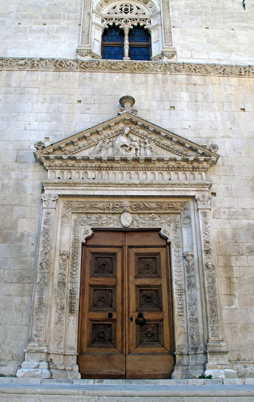 Basilica, SULMONA