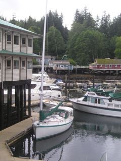 low tide and a tight fit at Telegraph Cove BC, Vancouver Island