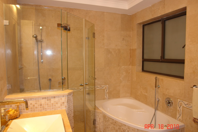 1st floor bathroom