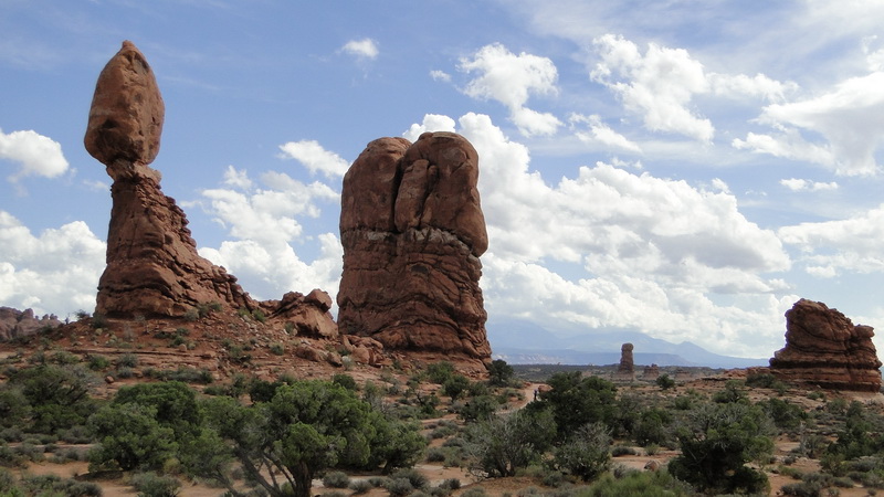 DSC63 arches.JPG