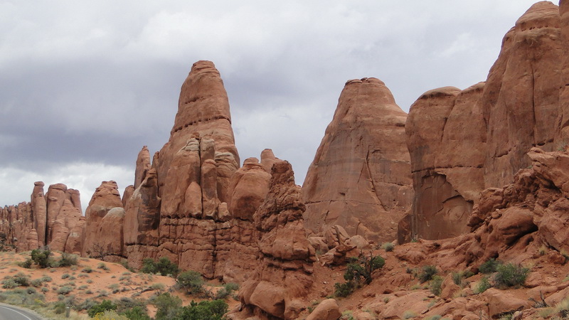 DSC90 arches.JPG