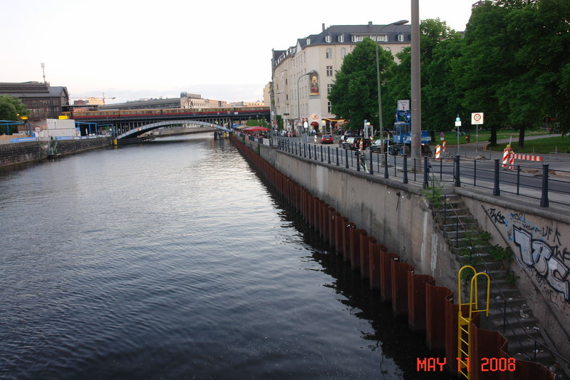 Berlin architecture.JPG