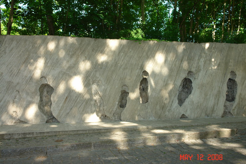 Holocaust memorials.JPG