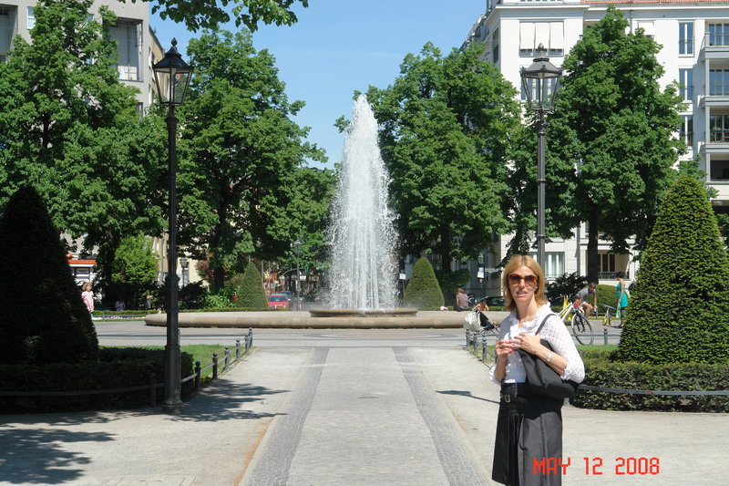 Berlin achitecture.JPG