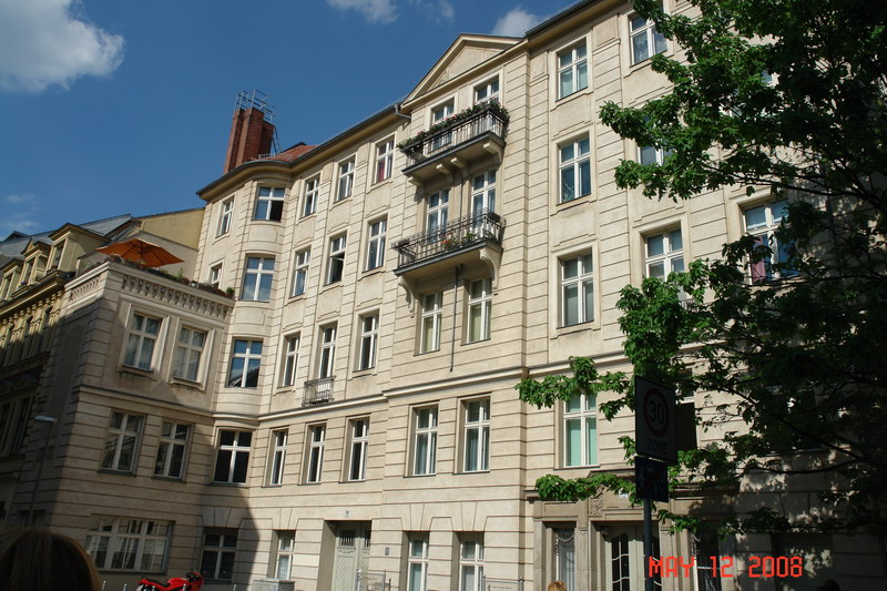 Berlin architecture.JPG
