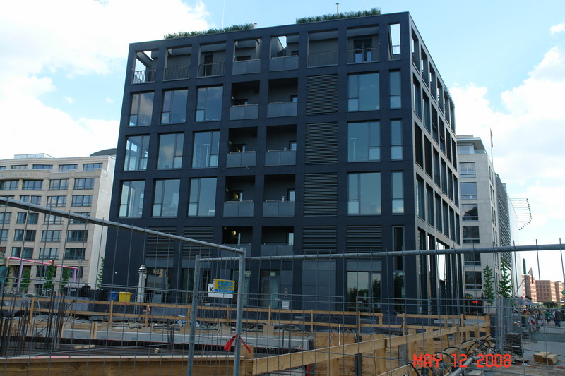 berlin architecture.JPG