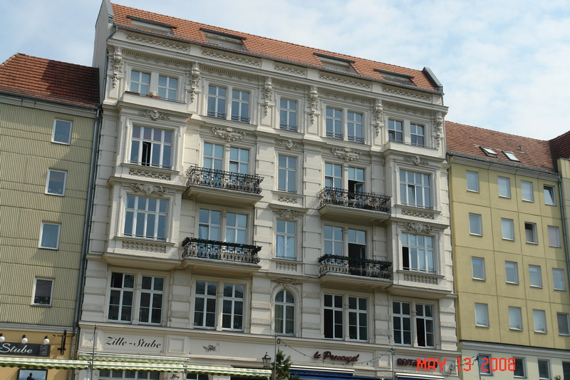 Berlin architecture.JPG