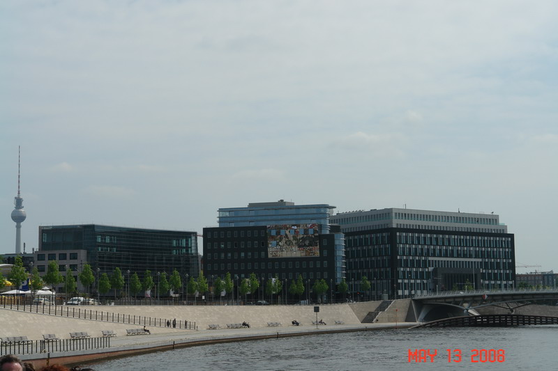 Berlin architecture.JPG