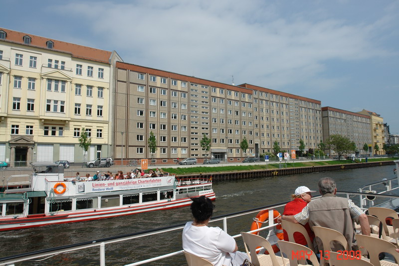 Berlin architecture.JPG