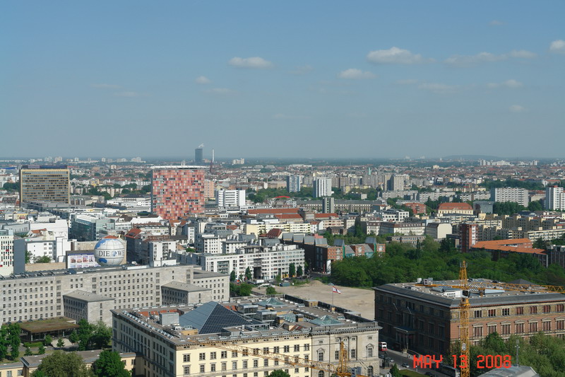 Berlin architecture.JPG