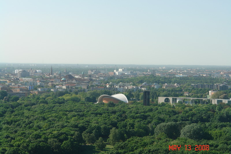 Berlin architecture.JPG