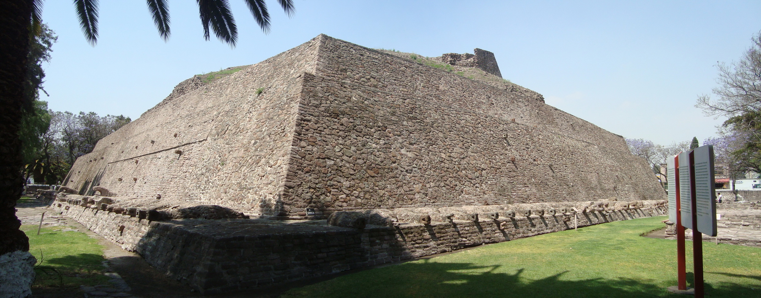 PIRAMIDE DE TENAYUCA (PANORAMICA)