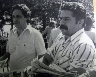 Lula y Fernando Henrique Cardozo, panfleteando juntos...