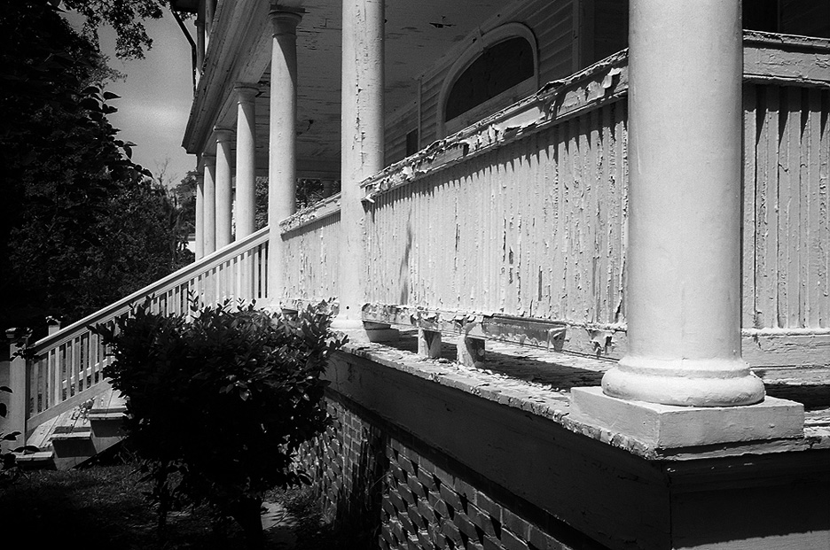 Derelict 2<br><font size=2>Leica M3