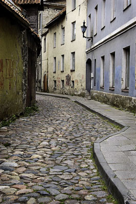 o2/49/846149/1/96289811.nzyyQnHb.Tallinn_Winding_Street_DSC_1755.jpg