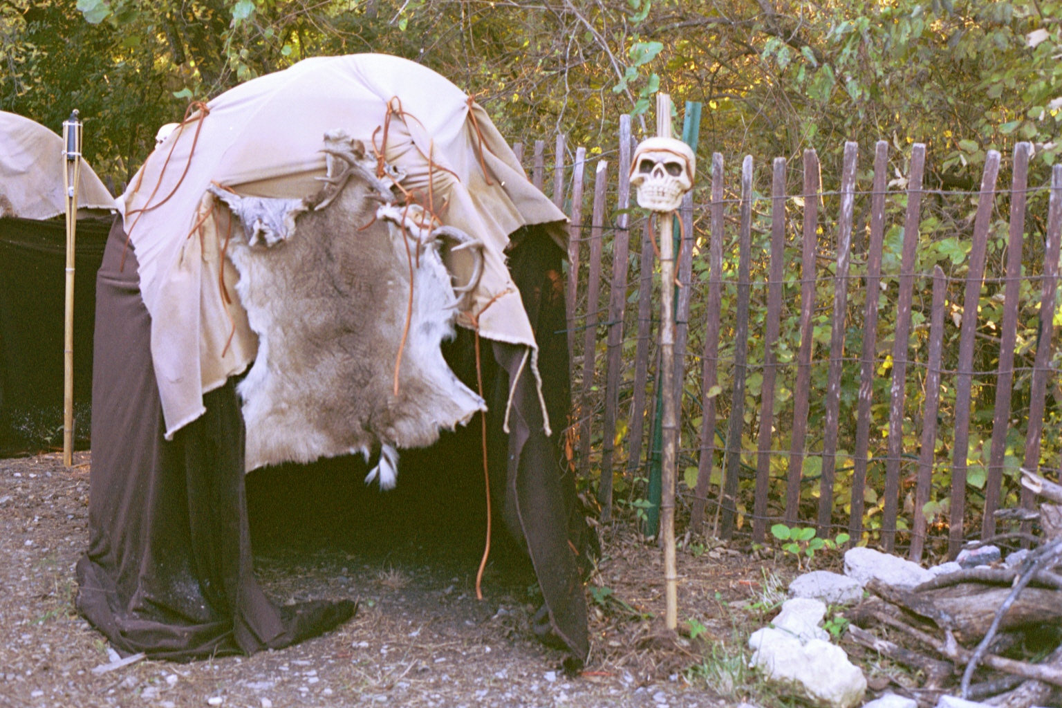 Troll Hut.JPG