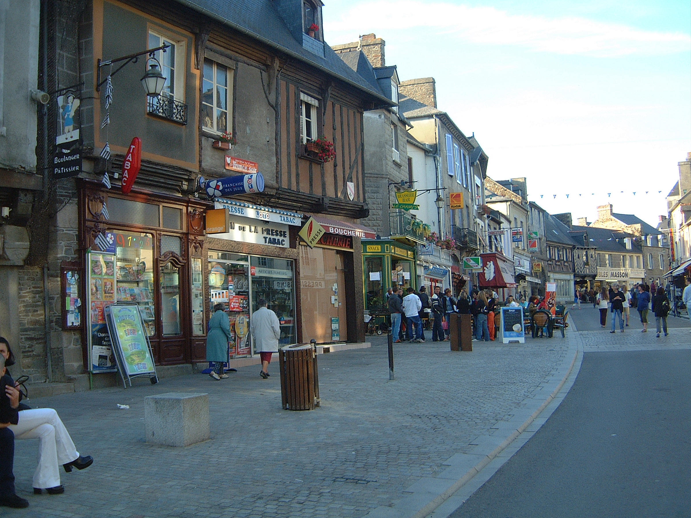 ALF_2004_0619_142154AA.JPG
