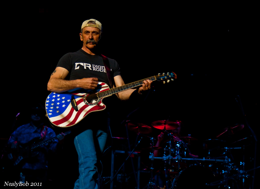 Aaron Tippin