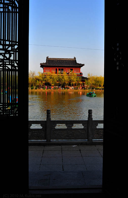 d7003 086.jpg